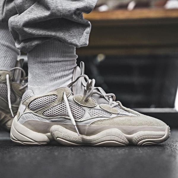 adidas yeezy 500 blanche